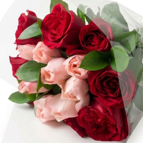 Buqu� Misto Elegance � 15 Rosas