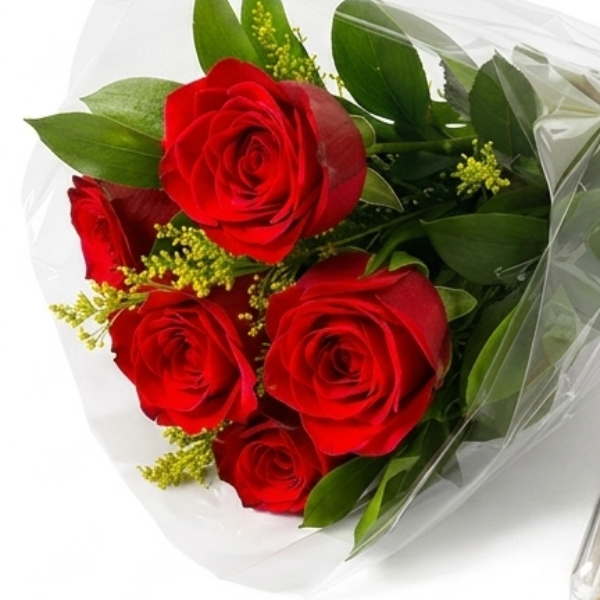 Buqu� 06 Rosas + Ferrero
